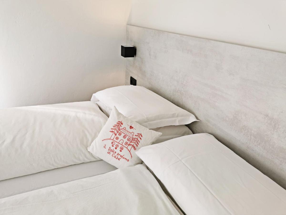 Villa Paola B&B Torbole Sul Garda Exteriör bild