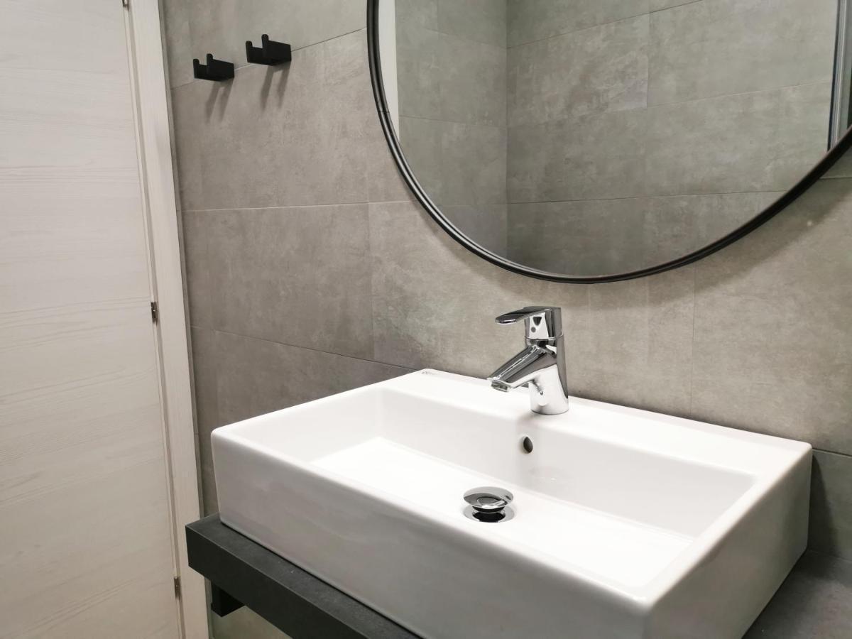 Villa Paola B&B Torbole Sul Garda Exteriör bild